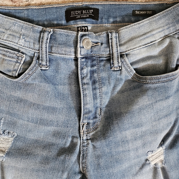 Judy Blue Distressed Blue Denim Jeans. Size 5/27 skinny - Picture 2 of 10